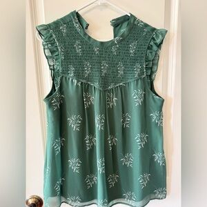 Kensie Green Top with White Accents
